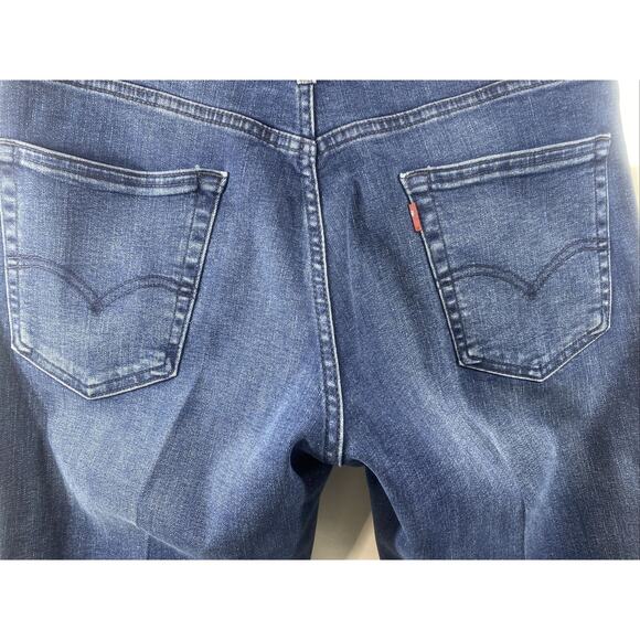 Levi's Premium 541 Athletic Dark Wash Taper Leg Jeans Men's 32x30  Dry Cleaned - Picture 9 of 11